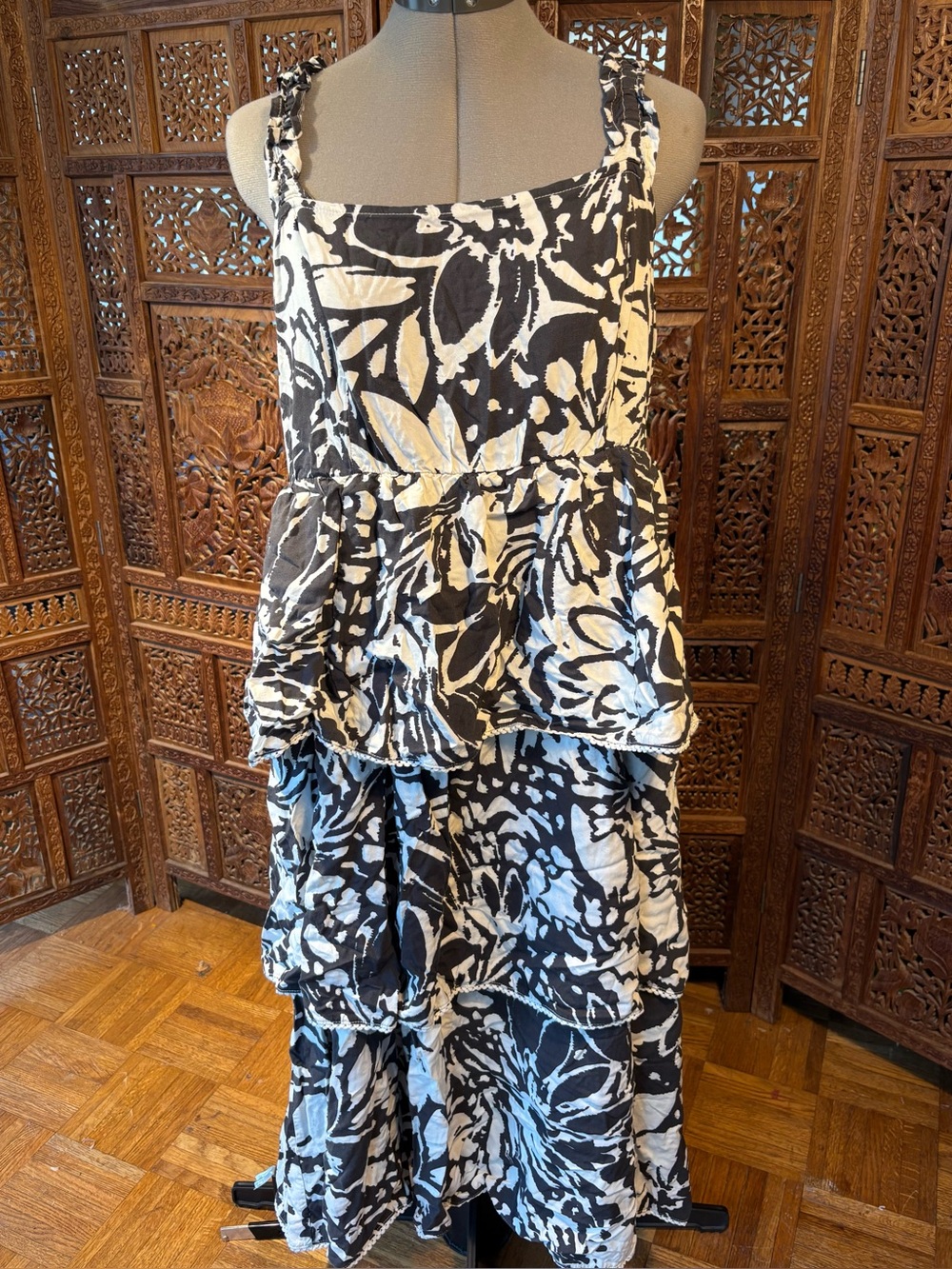 torrid Black and White Floral Tiered Maxi Dress